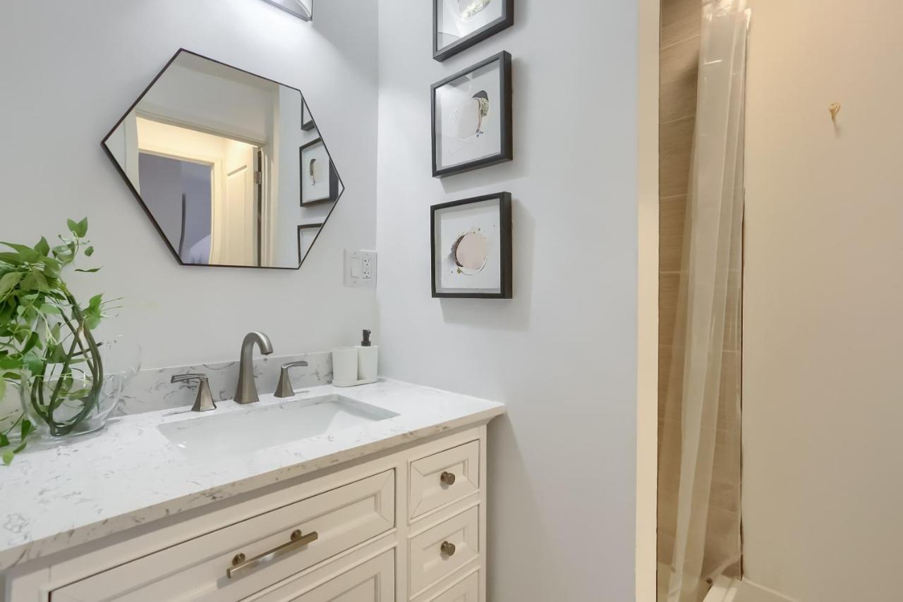 Newly Renovated Victorian Gem Perfect Space For Family Vacations! Pittsburgh Bagian luar foto