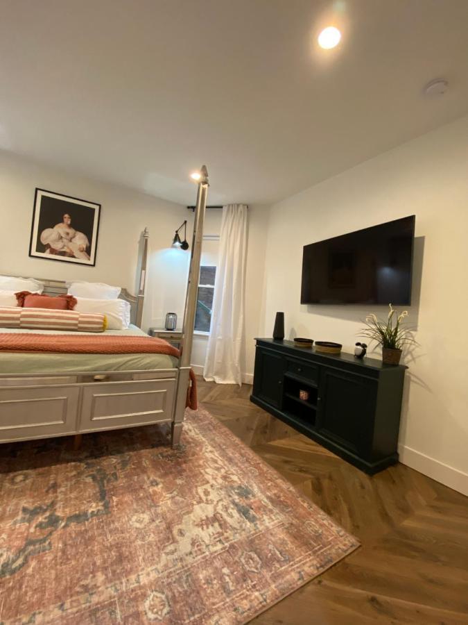 Newly Renovated Victorian Gem Perfect Space For Family Vacations! Pittsburgh Bagian luar foto